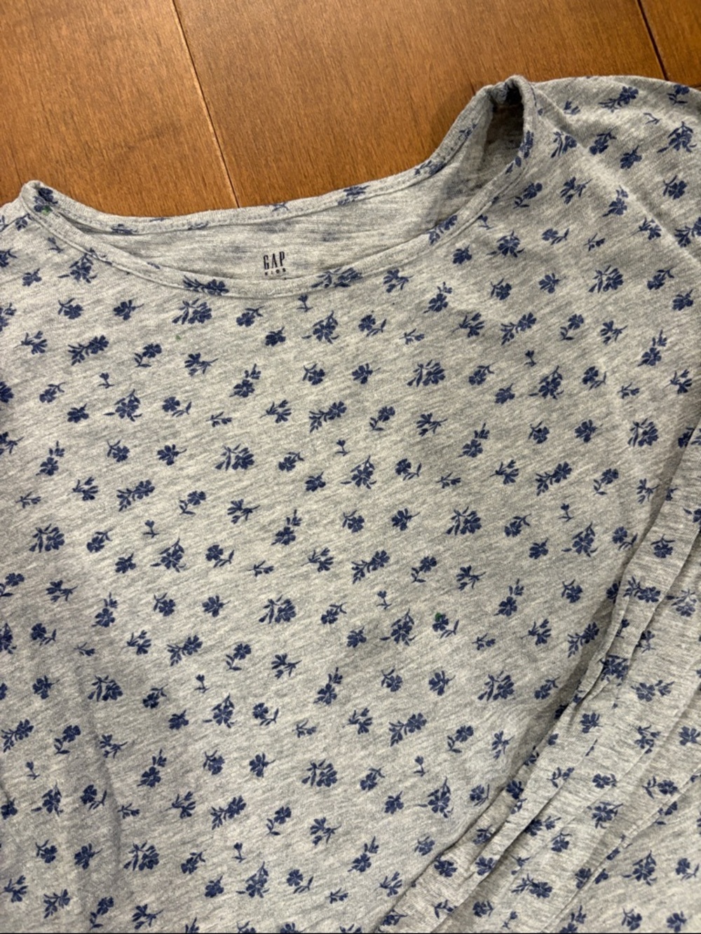 GAP Gray Long Sleeve Tee with Navy Floral Motif